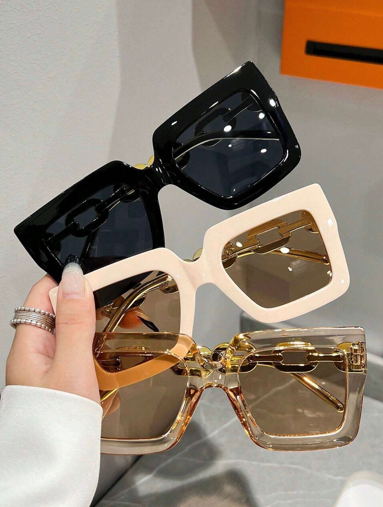 New square frane fashion glasses