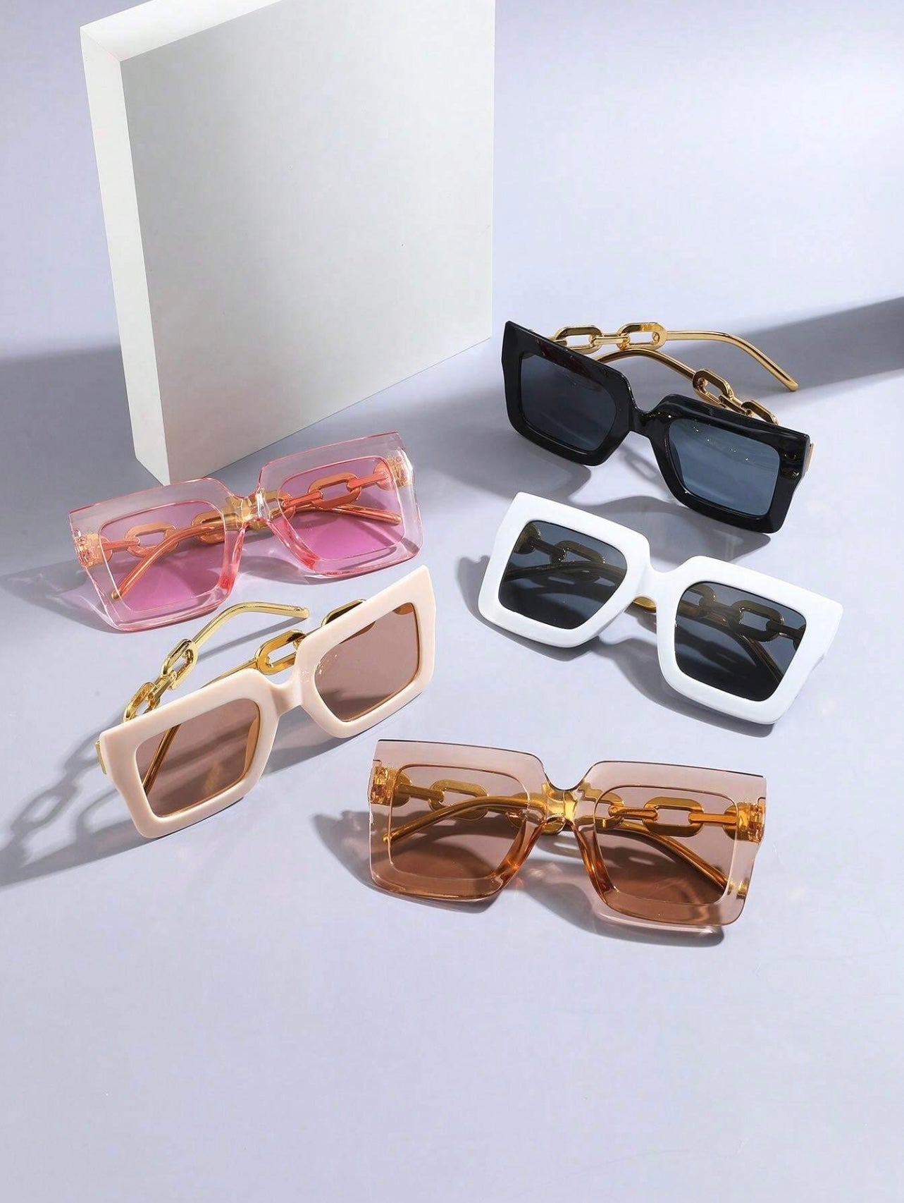 New square frane fashion glasses