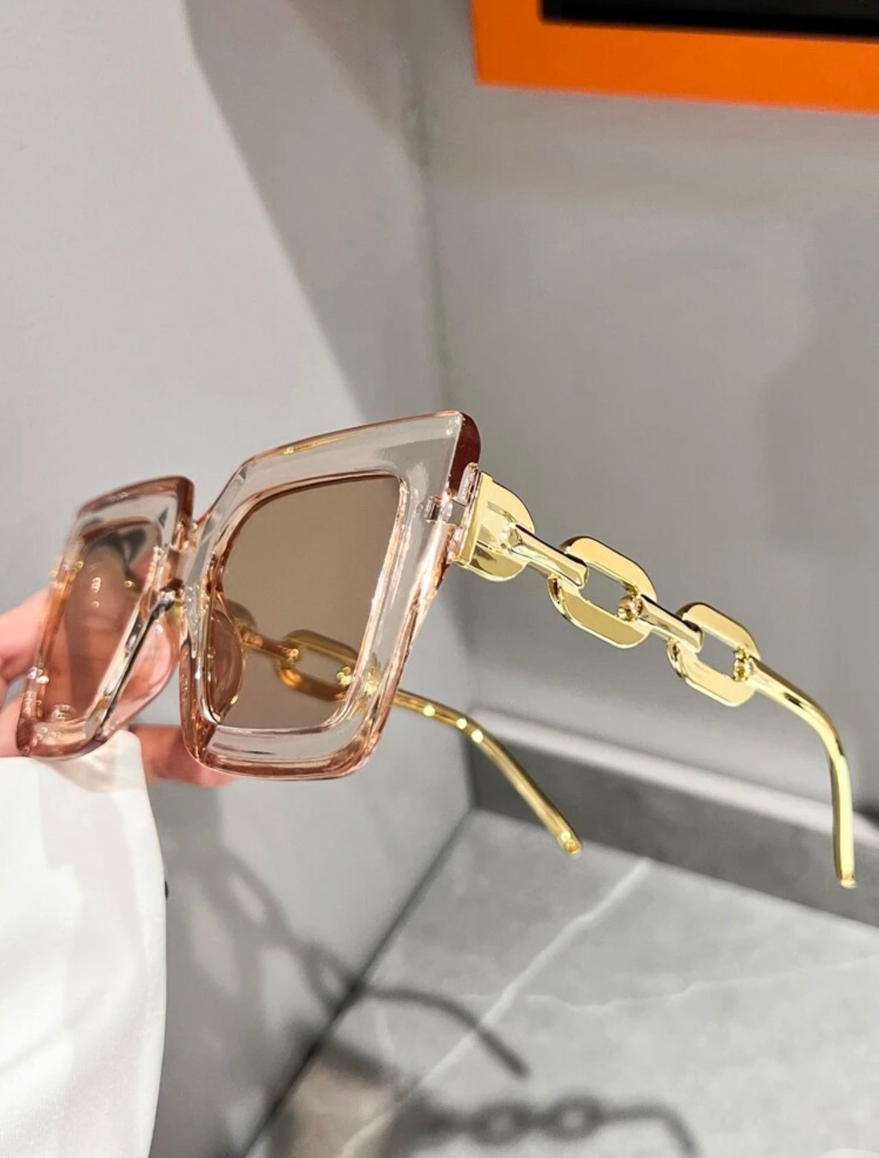 New square frane fashion glasses