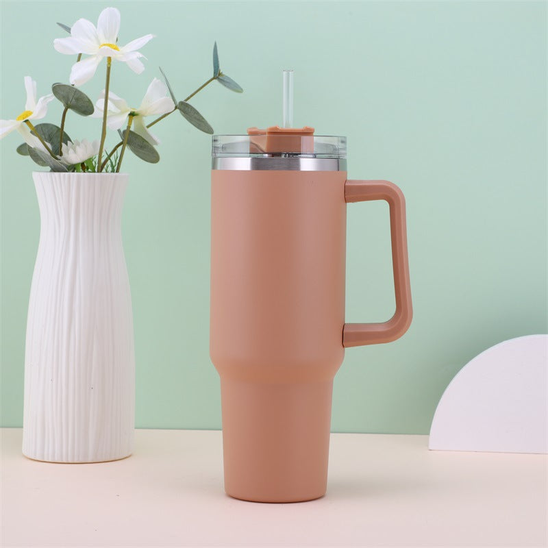 Large capacity insulated mug