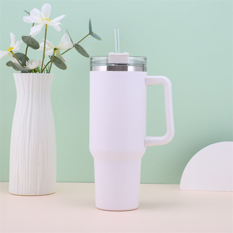 Large capacity insulated mug