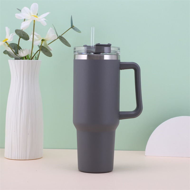 Large capacity insulated mug