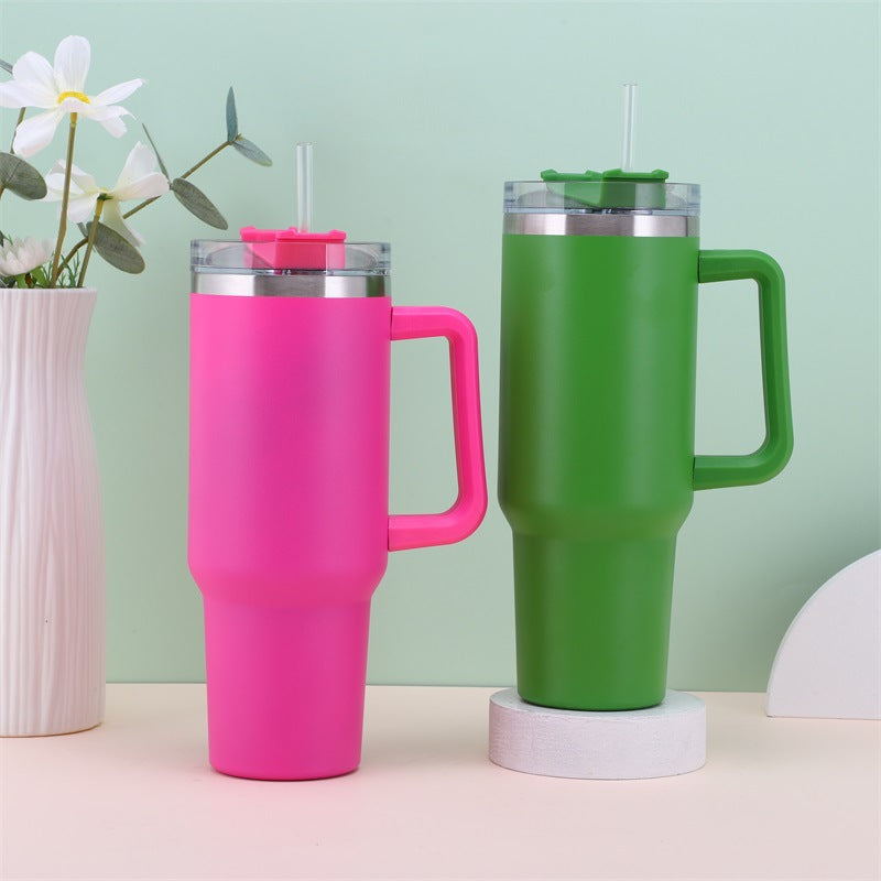 Large capacity insulated mug